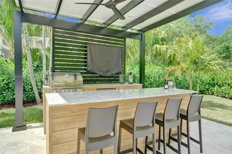 9441 Southern Orchard Road N Davie FL 33328