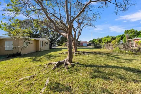 19530 SW 117th Court Miami FL 33177