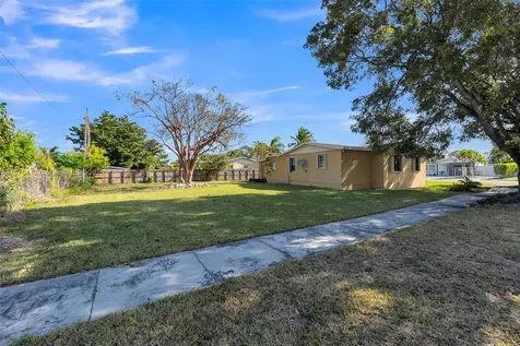 19530 SW 117th Court Miami FL 33177