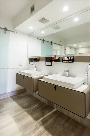 765 Crandon Boulevard Key Biscayne FL 33149