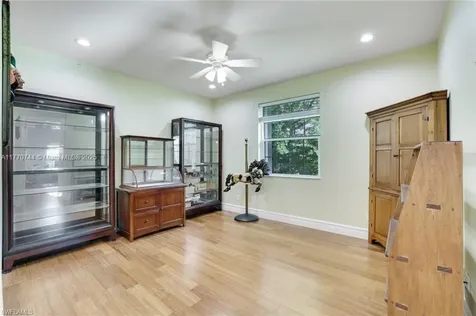 18024 Broadview Drive Naples FL 34114
