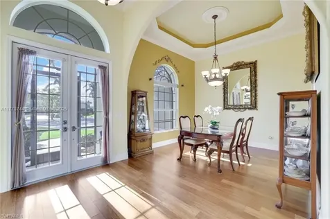 18024 Broadview Drive Naples FL 34114
