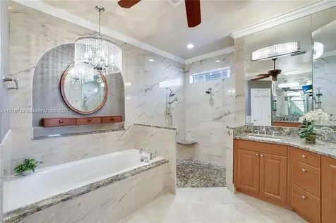 18024 Broadview Drive Naples FL 34114