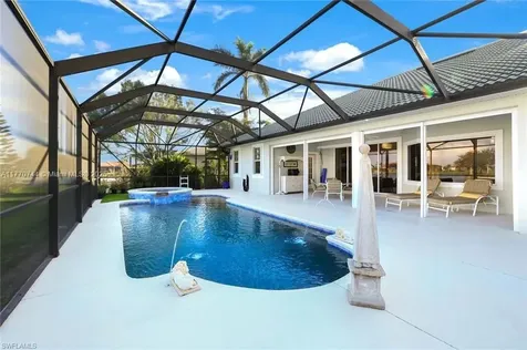 18024 Broadview Drive Naples FL 34114