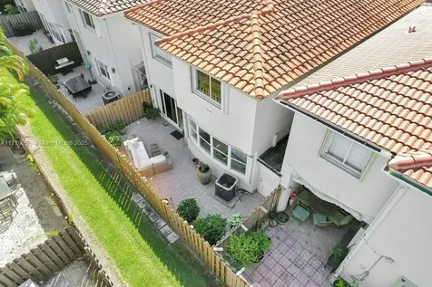 10921 NW 69th Street Doral FL 33178