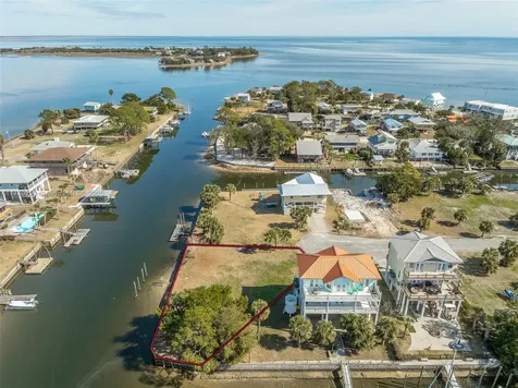 38 Sandy Lane Crawfordville FL 32327