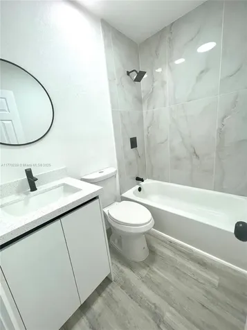 14641 Jackson Street Miami FL 33176