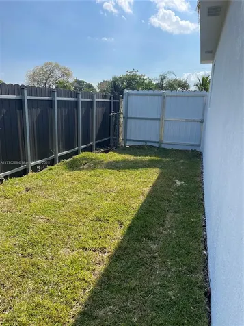 14641 Jackson Street Miami FL 33176