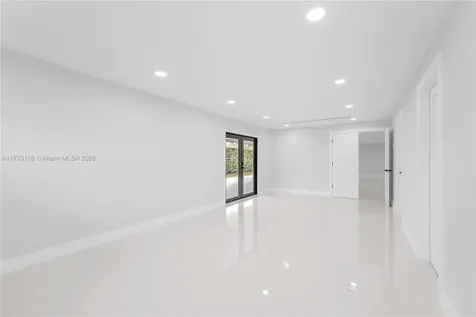 7461 SW 139th Avenue Miami FL 33183