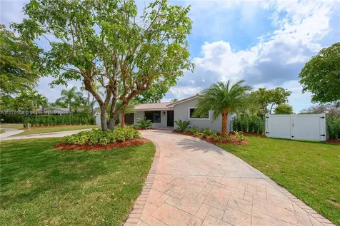 7461 SW 139th Avenue Miami FL 33183