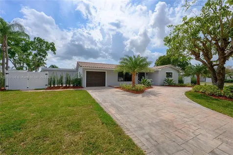 7461 SW 139th Avenue Miami FL 33183