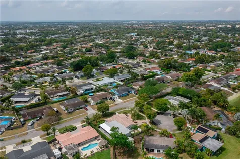 7461 SW 139th Avenue Miami FL 33183