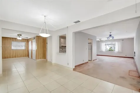 2206 SW 20th Way Boynton Beach FL 33426