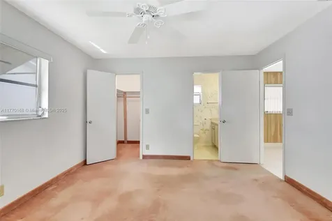 2206 SW 20th Way Boynton Beach FL 33426