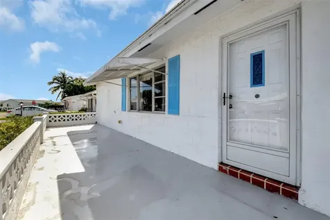 2206 SW 20th Way Boynton Beach FL 33426