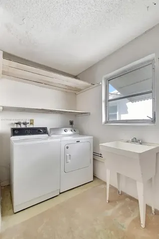 2206 SW 20th Way Boynton Beach FL 33426