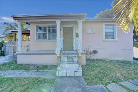 731 SW 8th Avenue Hallandale Beach FL 33009