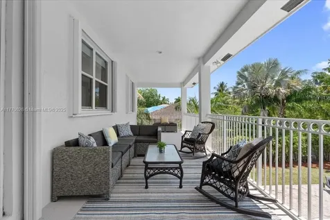 1427 Victoria Isle Drive Weston FL 33327