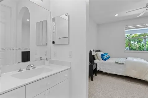 1427 Victoria Isle Drive Weston FL 33327