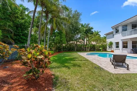 1427 Victoria Isle Drive Weston FL 33327