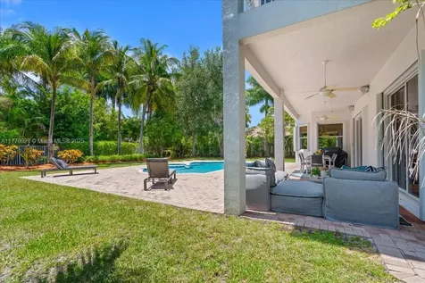 1427 Victoria Isle Drive Weston FL 33327