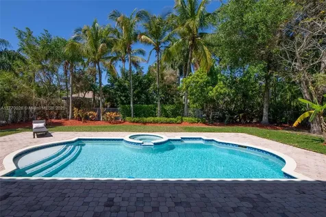 1427 Victoria Isle Drive Weston FL 33327