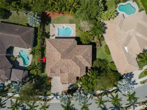1427 Victoria Isle Drive Weston FL 33327