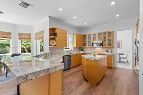 1427 Victoria Isle Drive Weston FL 33327