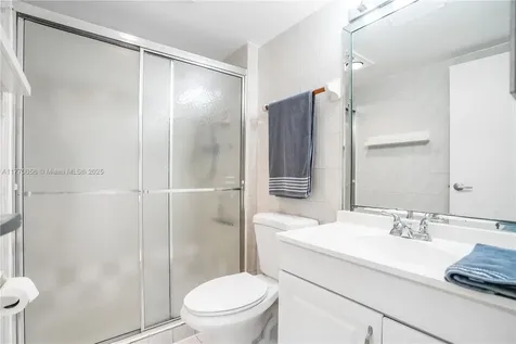 3475 N Country Club Drive Aventura FL 33180