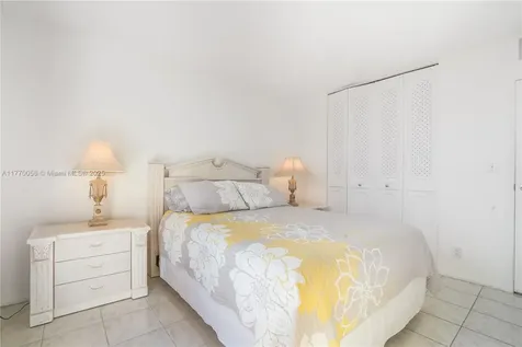 3475 N Country Club Drive Aventura FL 33180