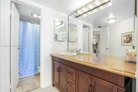 3475 N Country Club Drive Aventura FL 33180