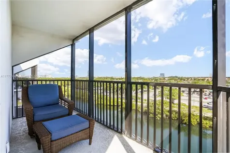 3475 N Country Club Drive Aventura FL 33180