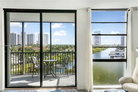3475 N Country Club Drive Aventura FL 33180