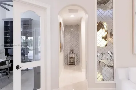 5025 Regency Isles Way Cooper City FL 33330