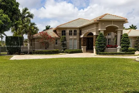 5025 Regency Isles Way Cooper City FL 33330