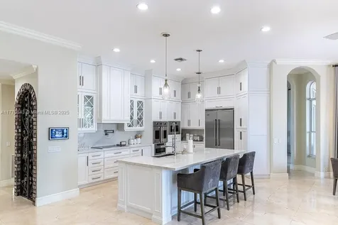 5025 Regency Isles Way Cooper City FL 33330