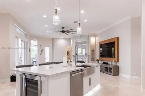 5025 Regency Isles Way Cooper City FL 33330