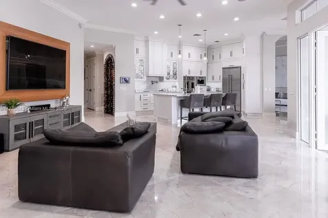 5025 Regency Isles Way Cooper City FL 33330
