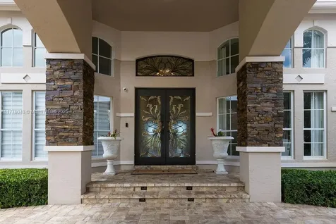 5025 Regency Isles Way Cooper City FL 33330