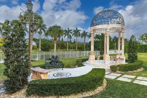 5025 Regency Isles Way Cooper City FL 33330