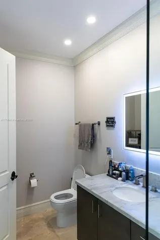 5025 Regency Isles Way Cooper City FL 33330
