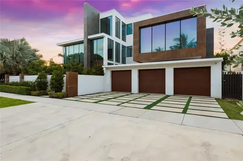 1400 Bayview Drive Fort Lauderdale FL 33304