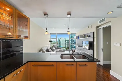 6801 Collins Avenue Miami Beach FL 33141