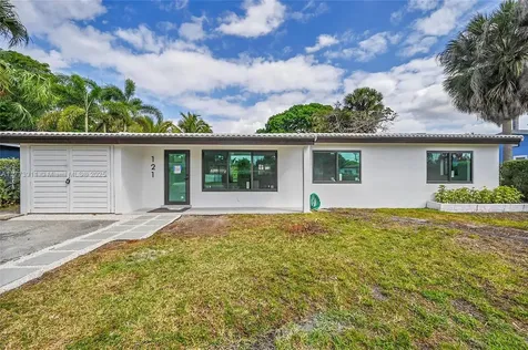 121 NW 35th Street Oakland Park FL 33309