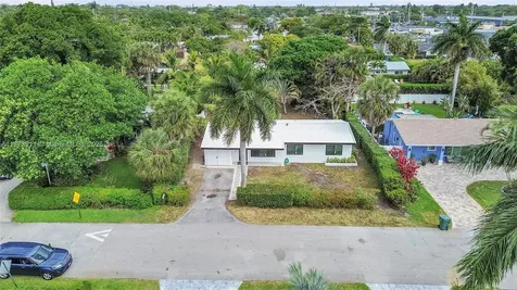 121 NW 35th Street Oakland Park FL 33309