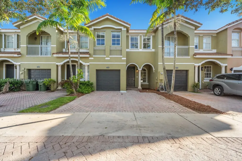 2556 SE 15th Court Homestead FL 33035