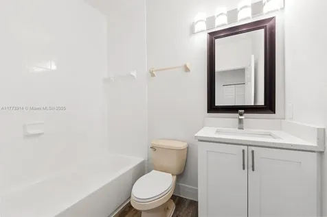 2556 SE 15th Court Homestead FL 33035