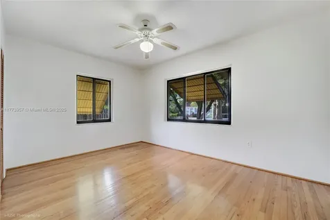 6377 SW 13th Street West Miami FL 33144