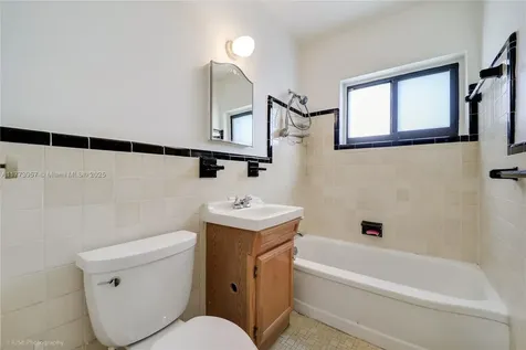 6377 SW 13th Street West Miami FL 33144