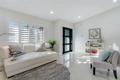 14517 SW 98th Terrace Miami FL 33186